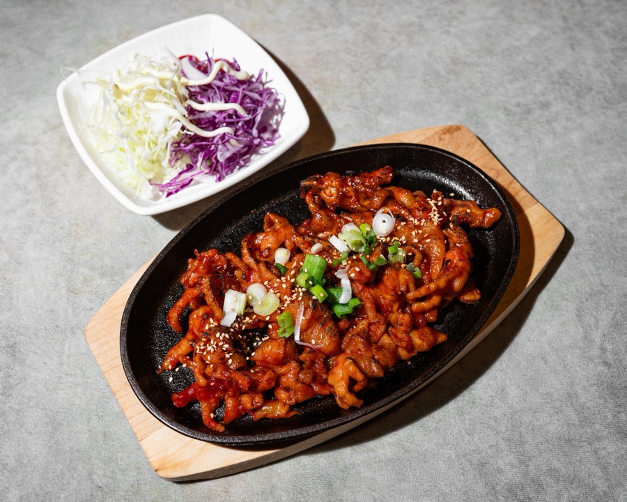 무뼈 불닭발 Boneless Spicy Chicken Feet
