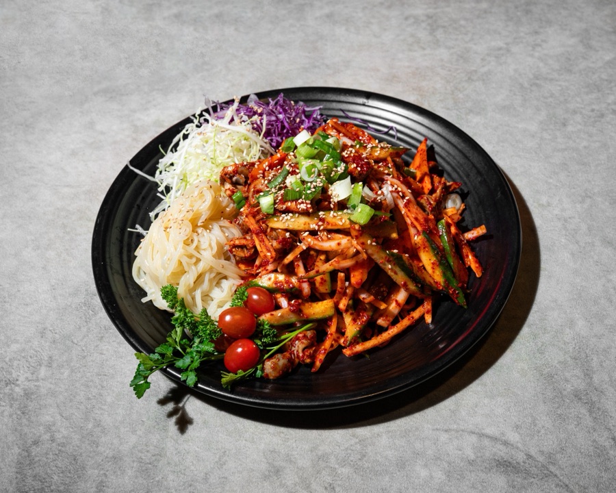 골뱅이무침 Spicy Sea Snail Salad
